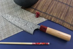 Couteau de chef japonais artisanal Yoshimi Kato 18cm VG10 Nickel Damascus cerisier