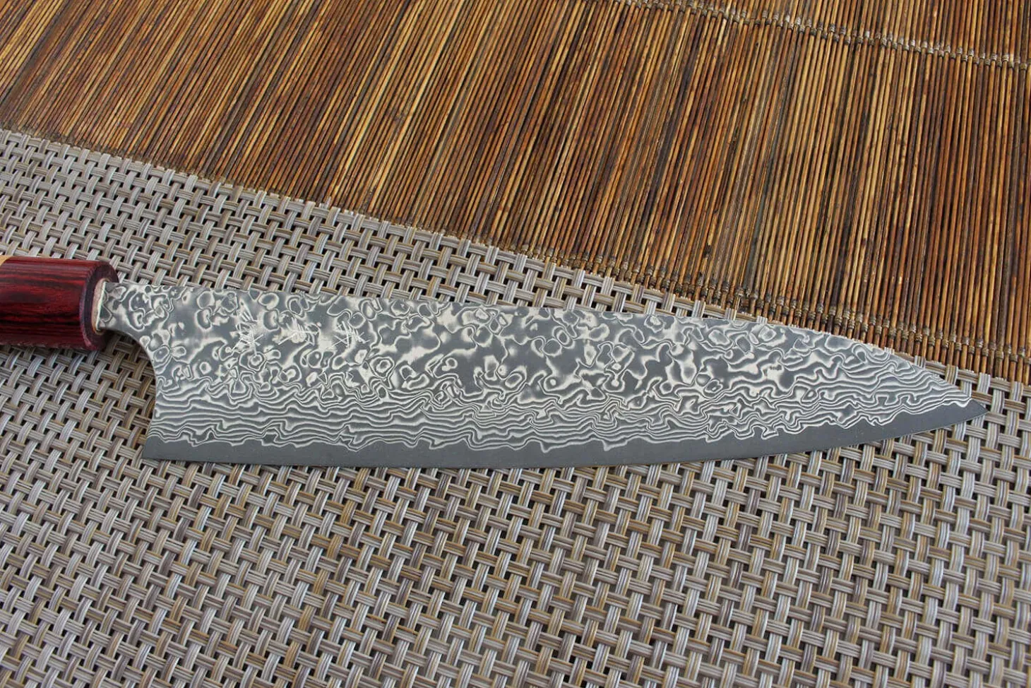 Couteau de chef japonais artisanal Yoshimi Kato 21cm VG10 Nickel Damascus cerisier