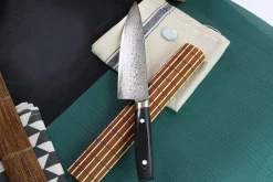 Couteau de chef japonais Kanetsugu Saiun 23cm damas 65 couches