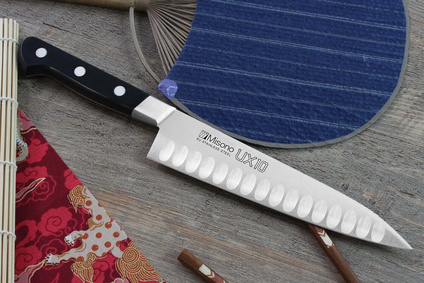 Couteau de chef japonais Misono UX10 alvéolé 18cm