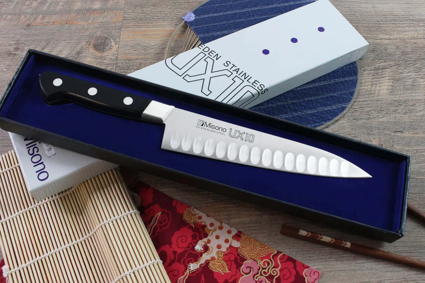 Couteau de chef japonais Misono UX10 alvéolé 18cm