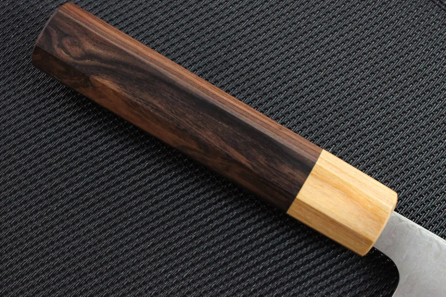 Couteau de chef japonais Tsunehisa SLD Damas 21cm