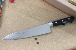 Couteau de chef japonais Tsunehisa VG10 Damascus 45 couches 21cm