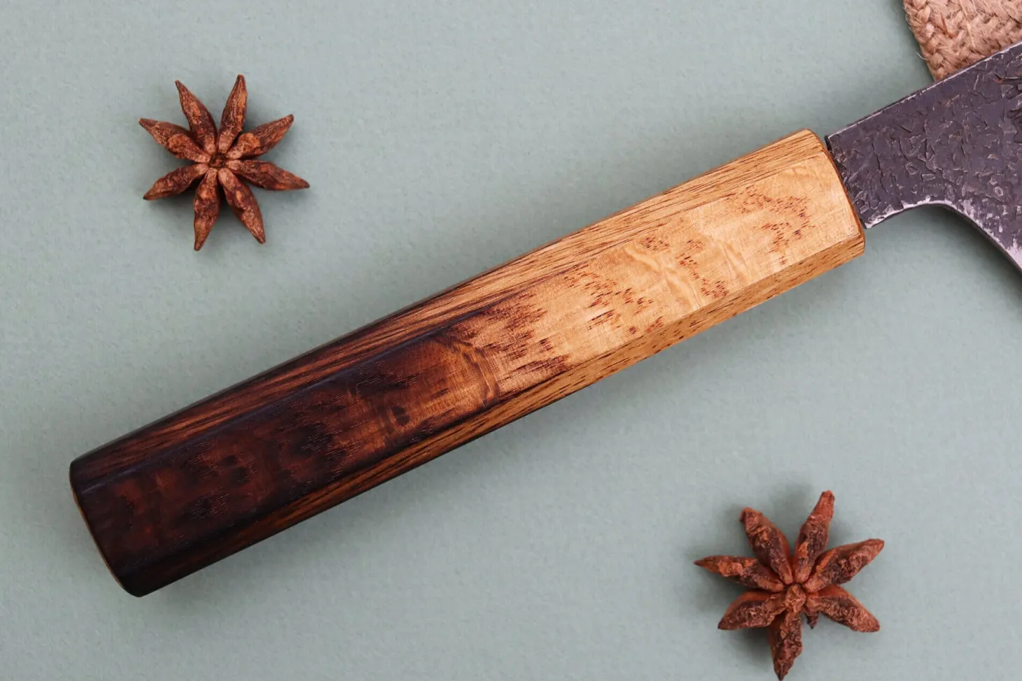 Couteau de chef kiritsuke japonais artisanal Sakai Takayuki Homura Guren 22,5cm
