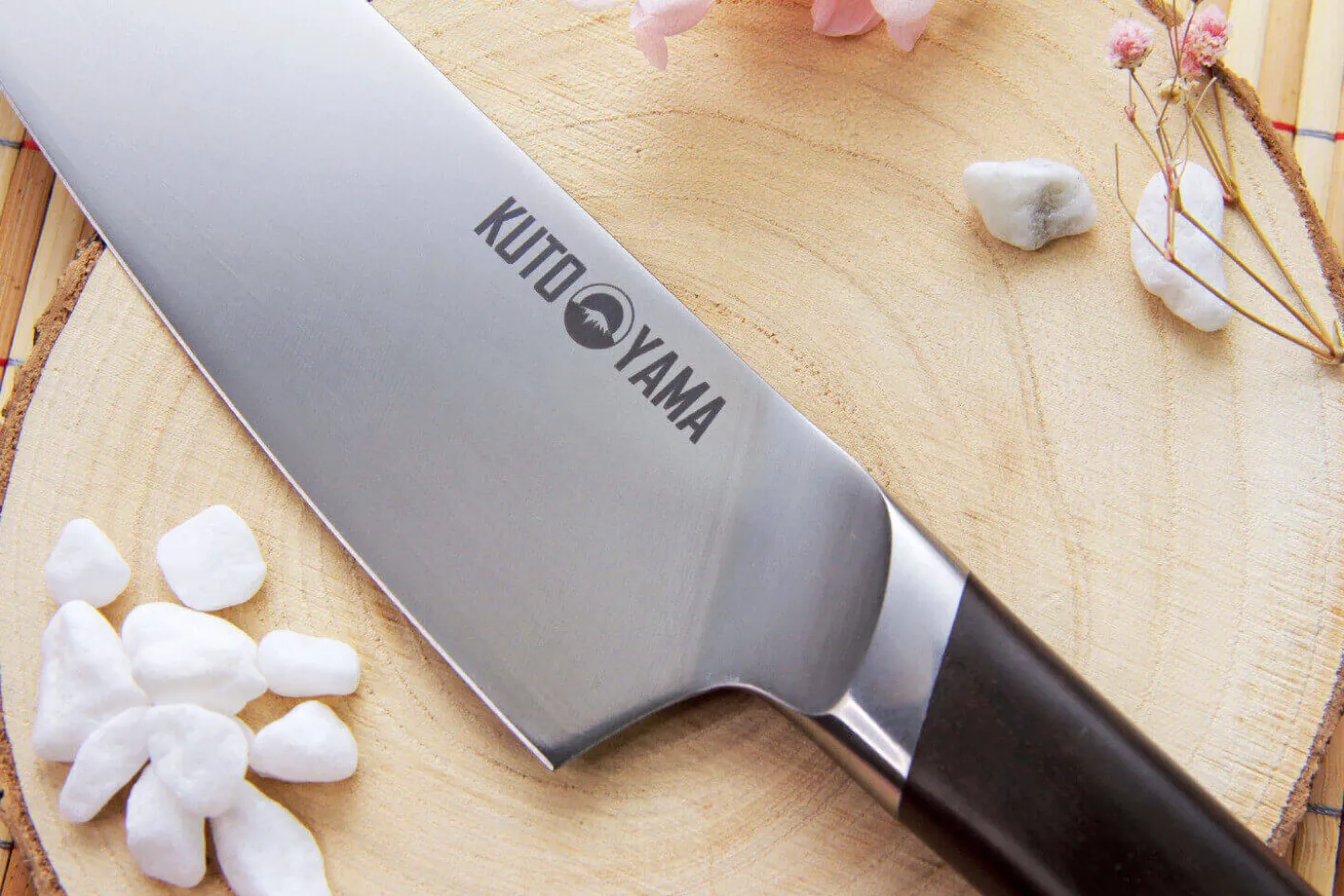 Couteau de chef Kutoyama lame 20cm et manche en bois d'ébène