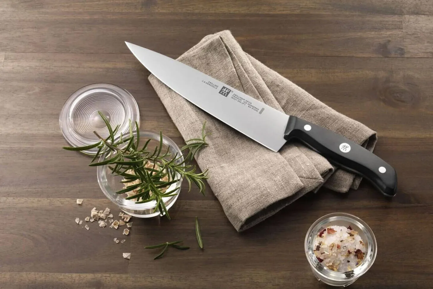 Couteau de chef ZWILLING Gourmet 20cm manche riveté