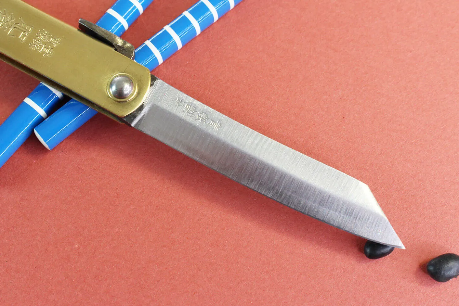 Couteau de poche Higonokami Kanetsune lame 7cm manche laiton