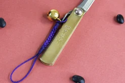 Couteau de poche Higonokami Kanetsune lame 4cm acier SK-5 manche laiton + grelot