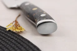 Couteau à désosser Wusaki Sakin Damas 10Cr 15cm manche en fibre de carbone et feuille d'or