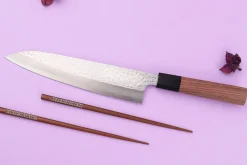 Couteau gyuto 21cm japonais artisanal Makoto Kurosaki VG7 Damas martelé