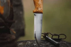 Couteau Helle Temagami H300 lame en acier inox 11cm manche en bouleau + étui en cuir