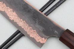 Couteau kiritsuke 24cm japonais artisanal Hatsukokoro Yorokobi Kurouchi Damas