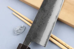 Couteau kiritsuke 18cm japonais artisanal Yuzo Black Nashiji