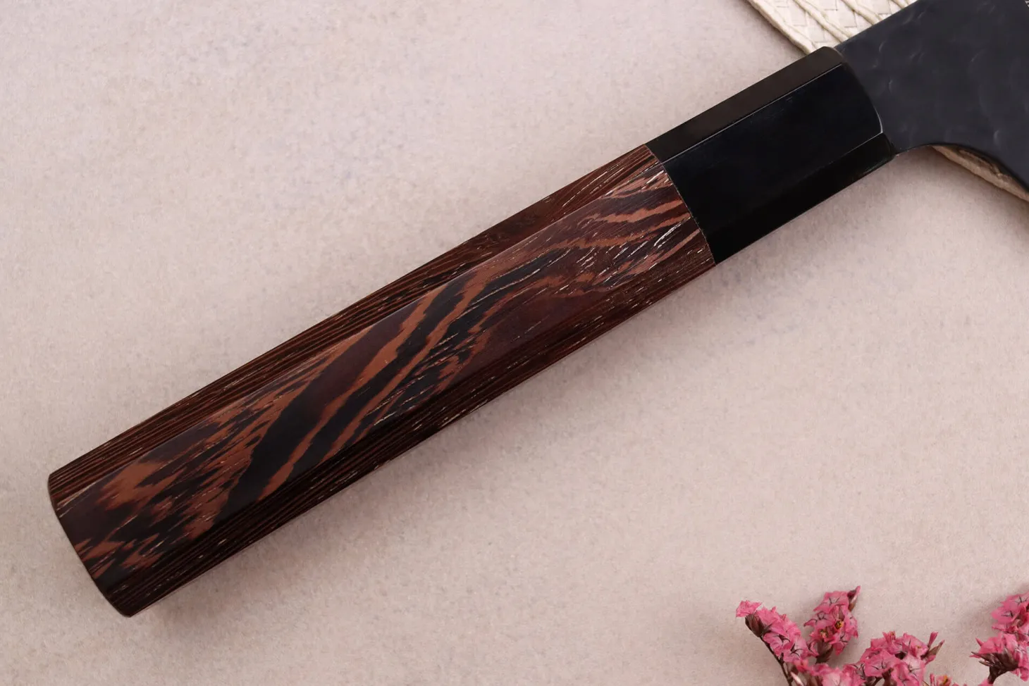 Couteau kiritsuke 19cm japonais Sakai Takayuki Kurokage VG10 manche en wengé