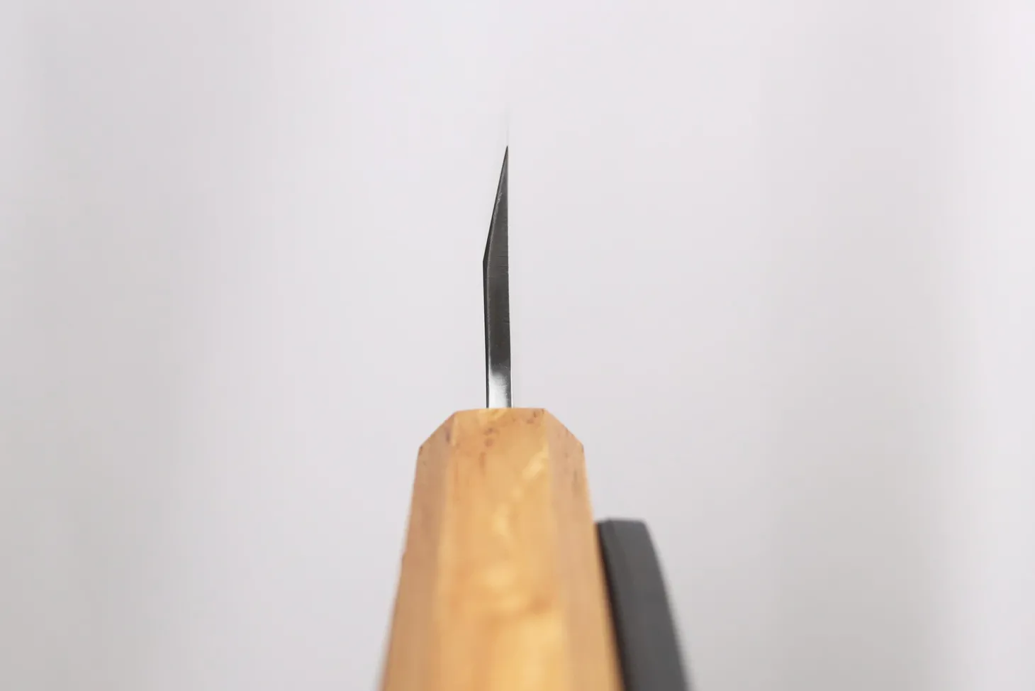 Couteau ko-deba 12cm artisanal japonais Tsunehisa AUS8 manche en chêne