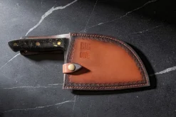 Couteau lame XL 17,5cm Wusaki BIG ONE brut de forge acier et manche carbone avec feuille d'or + étui cuir