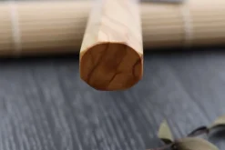 Couteau nakiri 16,5cm japonais artisanal Yuzo SLD olivier et cognassier