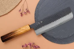 Couteau nakiri 16,5cm japonais artisanal Yuzo Black AS chêne brûlé