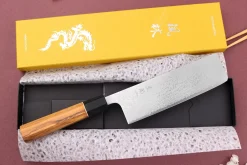 Couteau nakiri 16,5cm japonais artisanal Yuzo Damas VG10