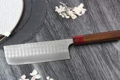 Couteau nakiri japonais artisanal Yoshimi Kato Minamo SG2 Tsuchime 16cm