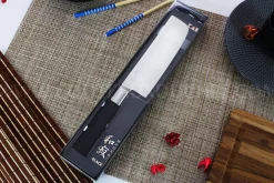 Couteau Nakiri japonais KAI Wasabi Black lame 16.5cm