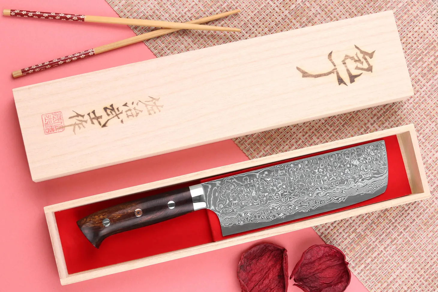 Couteau nakiri japonais Takeshi Saji R2 Damas Mosaïque 16,5cm