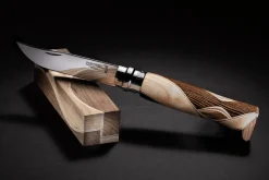 Couteau Opinel N°08 Chaperon lame poliglace et manche 4 bois