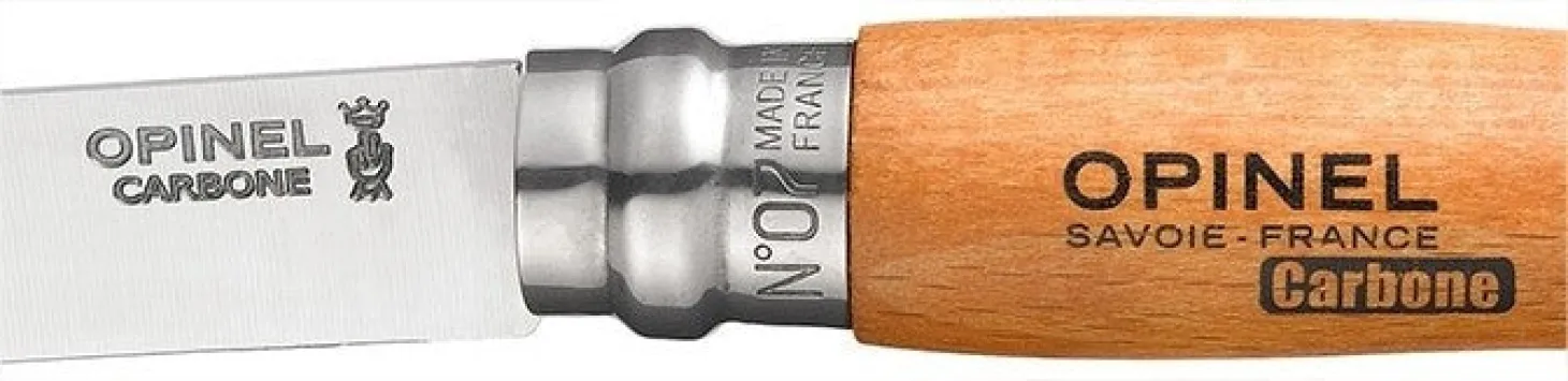Couteau Opinel Tradition Carbone n°07 lame 8cm manche hêtre avec virole tournante