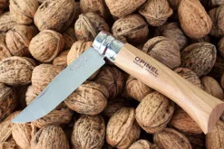 Couteau Opinel traditionnel N°06 lame 7cm virole tournante manche en hêtre