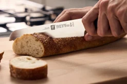 Couteau à pain ZWILLING Gourmet 20cm manche riveté