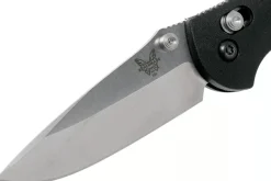 Couteau pliant Benchmade Mini Griptilian 556 manche Grivory noir 9,9cm