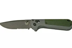 Couteau pliant Benchmade Redoubt 430SBK lame semi-dentelée manche Grivory gris/vert 12cm