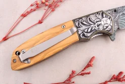 Couteau pliant 9,5cm Kutoyama effet plume manche olivier