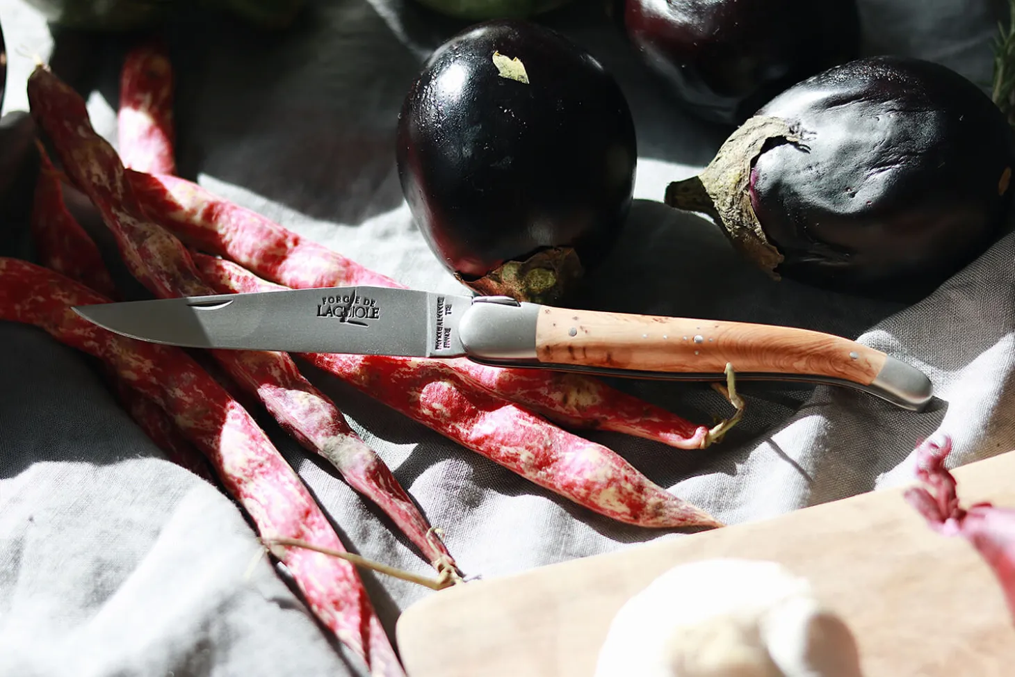 Couteau pliant Forge de Laguiole manche en genévrier 11cm