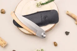 Couteau pliant Le Coq Français Rivière artisanal manche bois d'olivier 11,5cm + étui