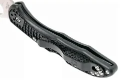 Couteau pliant Spyderco Delica 4 à dents C11FSWCBK manche en nylon/fibres de verre noir 10,8cm