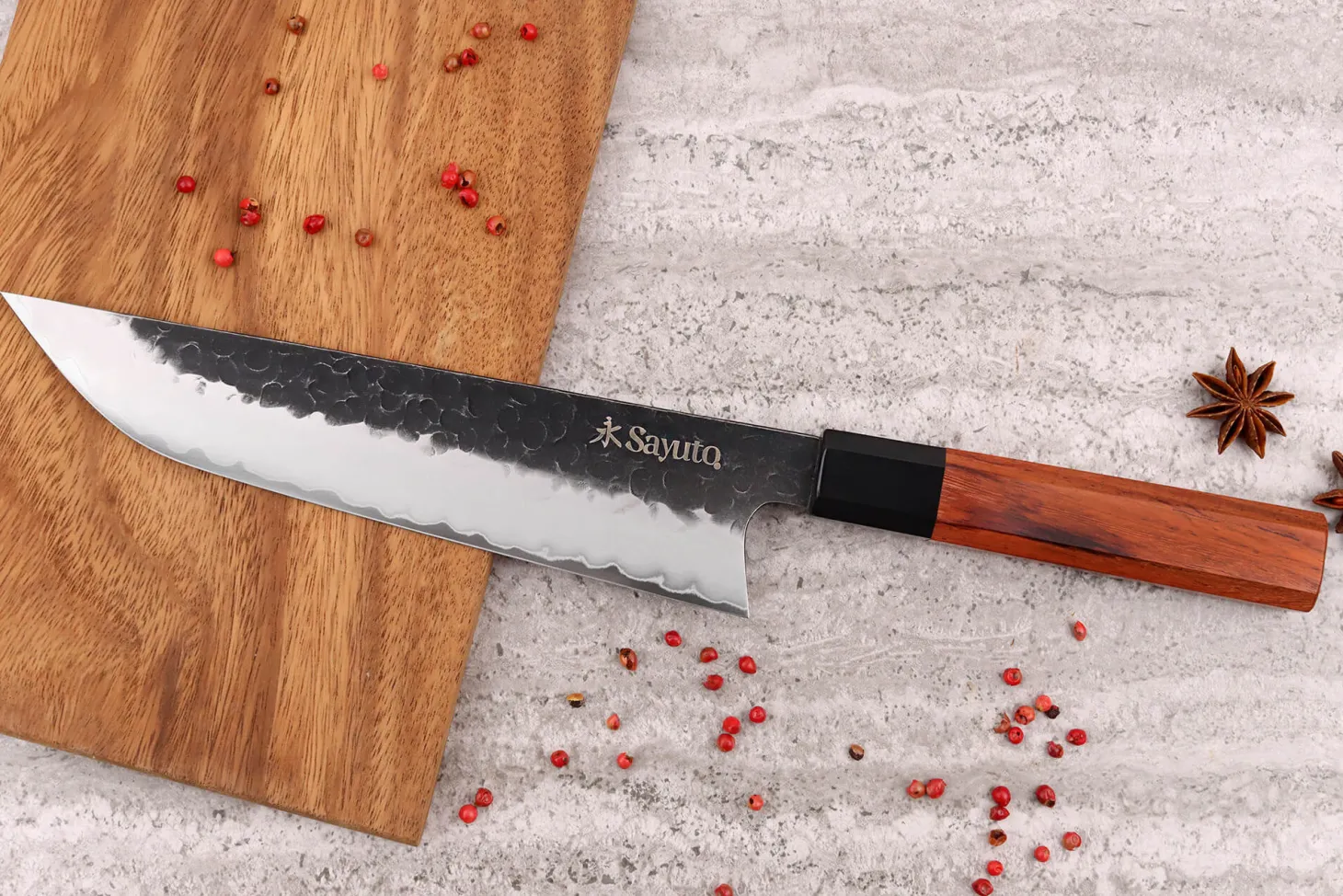 Couteau sakimaru Sayuto Séquoia San Mai martelé 20cm