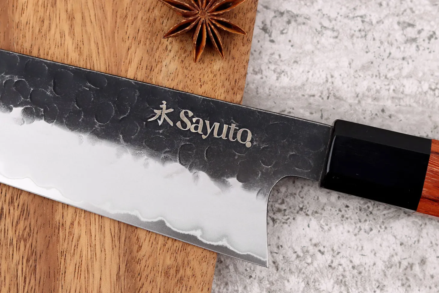 Couteau sakimaru Sayuto Séquoia San Mai martelé 20cm