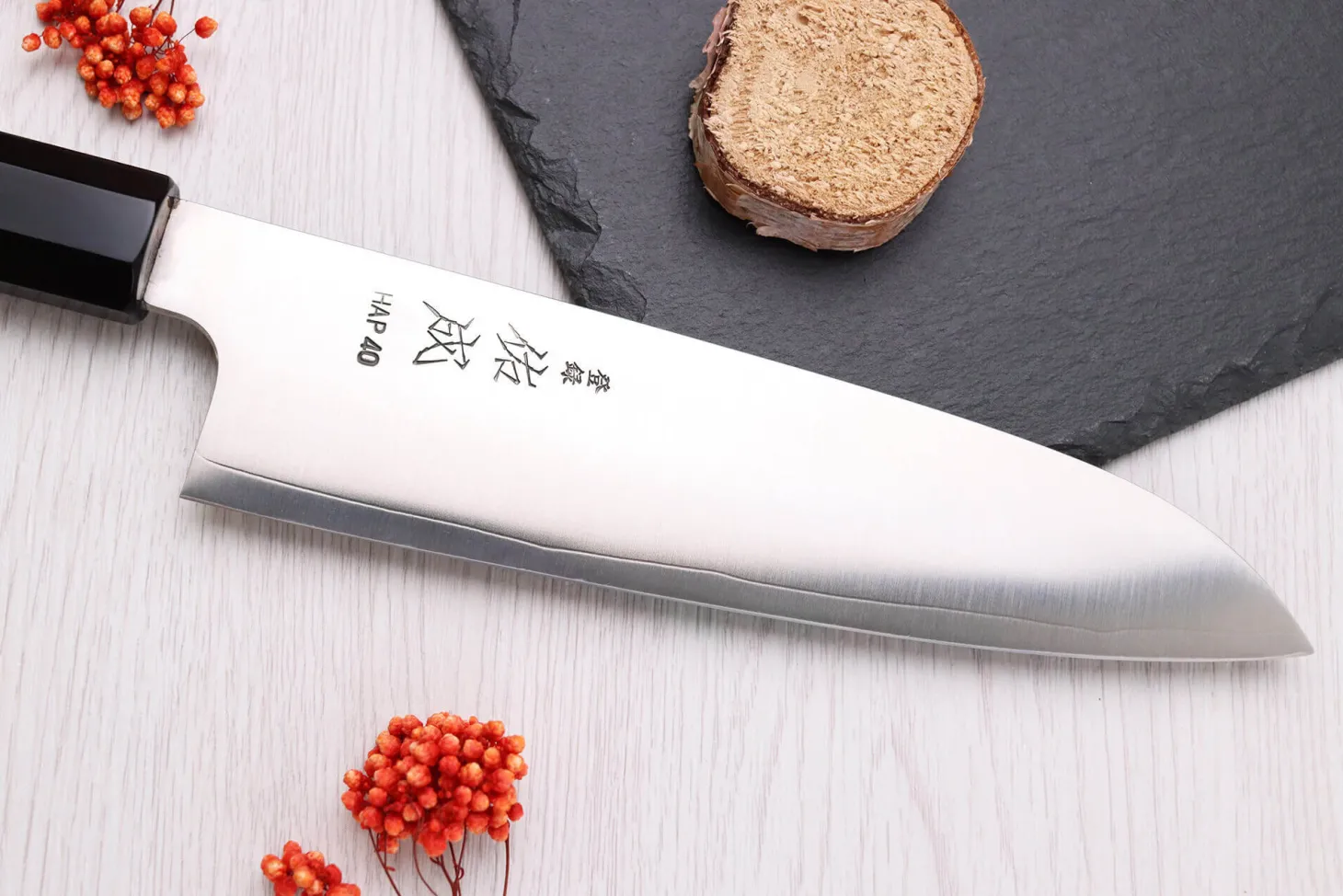 Couteau santoku 19,5cm japonais artisanal Sukenari HAP40 San Maï manche en bois de rose