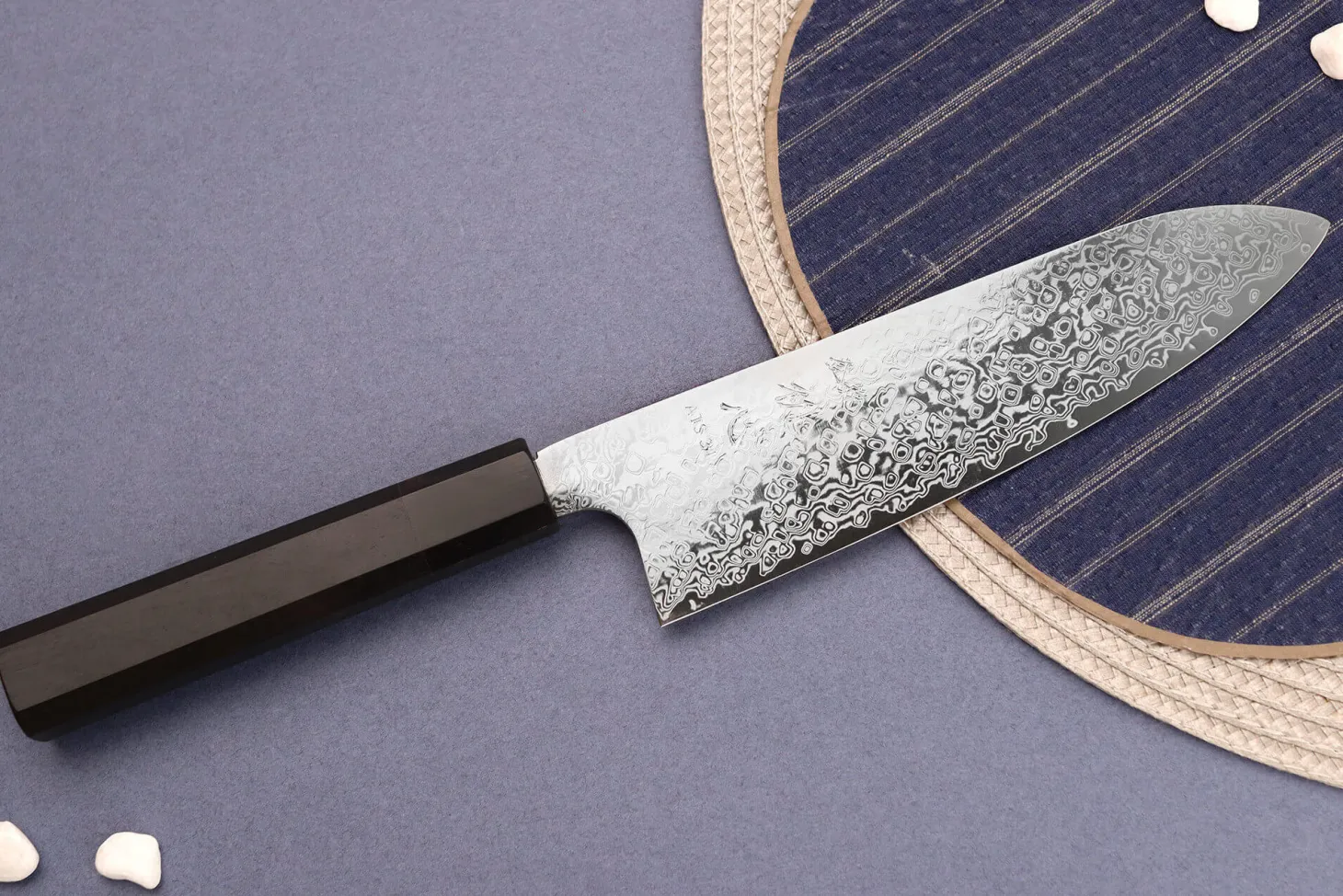 Couteau santoku 18cm japonais artisanal Hatsukokoro Ginga ATS-34 Damas ébène