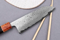 Couteau santoku 16,5cm japonais artisanal Toshihiro Wakui Aogami 2 damas laminé