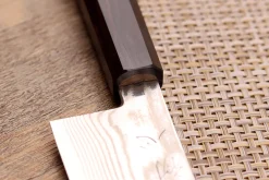Couteau santoku 18cm japonais artisanal Hatsukokoro Ginsou Damas manche en ébène