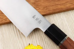 Couteau santoku 19,5cm japonais artisanal Sukenari SG2 San Maï manche en bois de rose