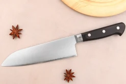 Couteau santoku 16,5cm japonais artisanal Takamura VG10 Poli