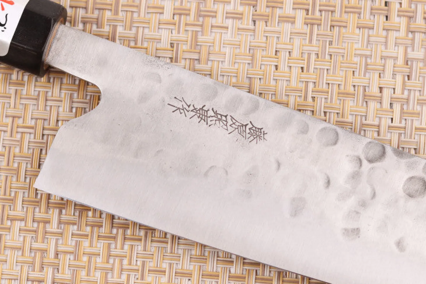 Couteau santoku 18cm japonais artisanal Fujiwara Maboroshi manche en magnolia