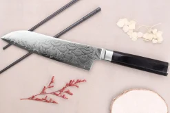 Couteau santoku 18cm japonais Sakai Takayuki Grand Chef Seigaiha Damas 45 couches