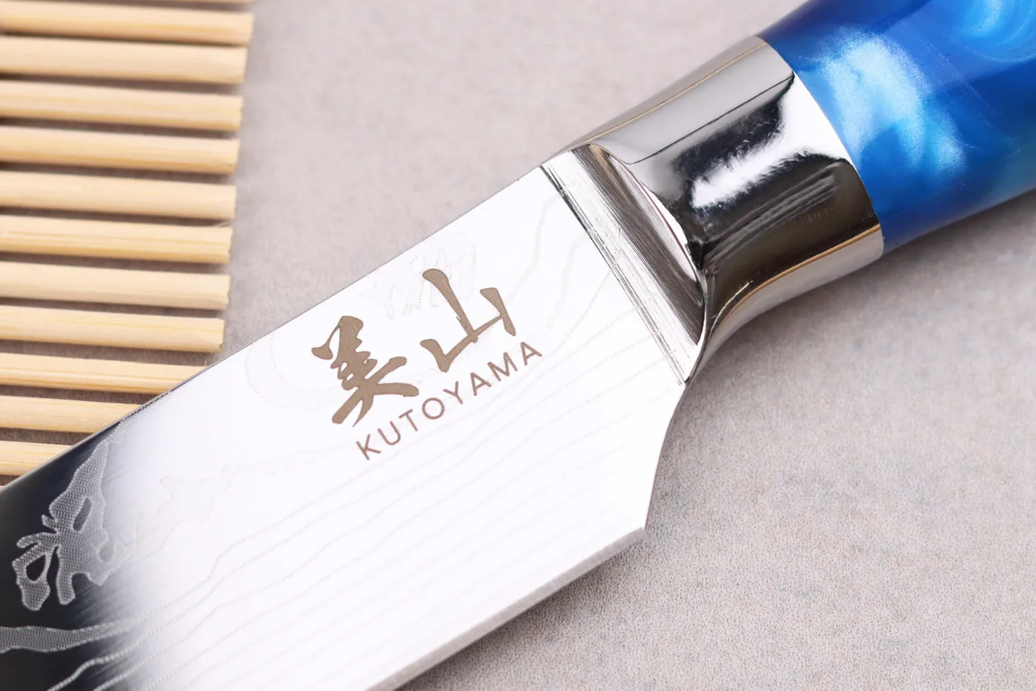 Couteau santoku 12cm Kutoyama Blue Wave