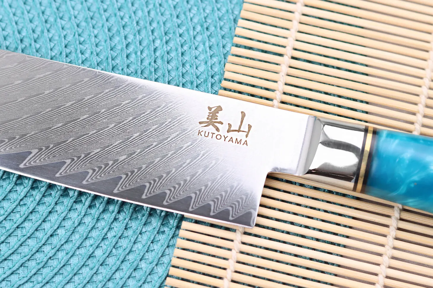 Couteau santoku 17cm Kutoyama damas Azur