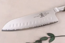 Couteau santoku 18cm Ryda Knives A-30 San Maï et manche en noyer