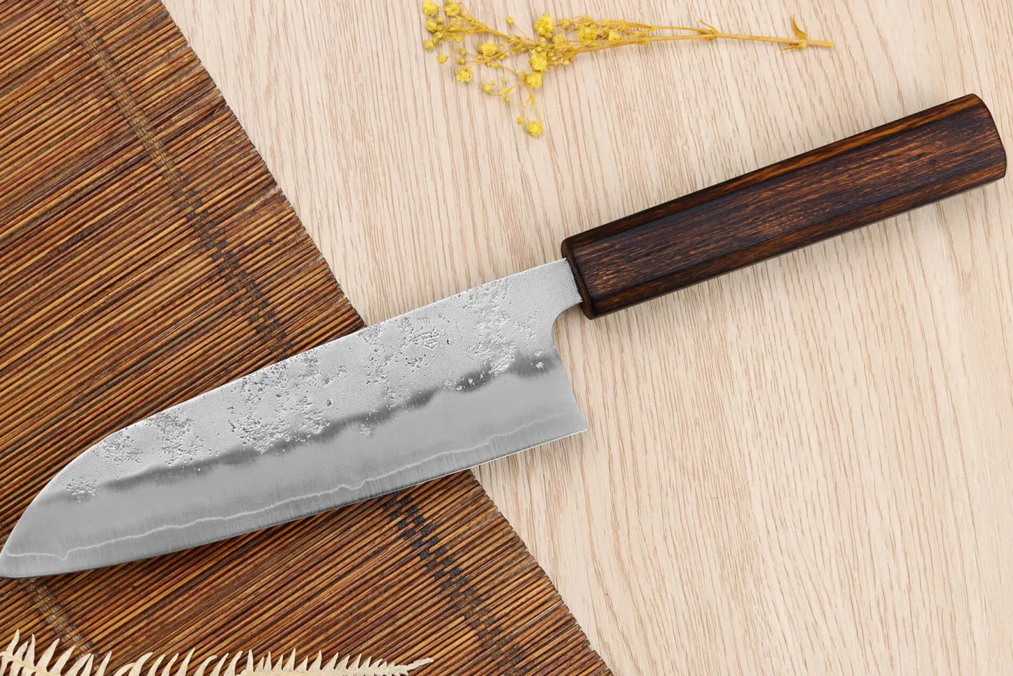 Couteau santoku japonais artisanal Wusaki Yoshi G3 chêne 16,5cm